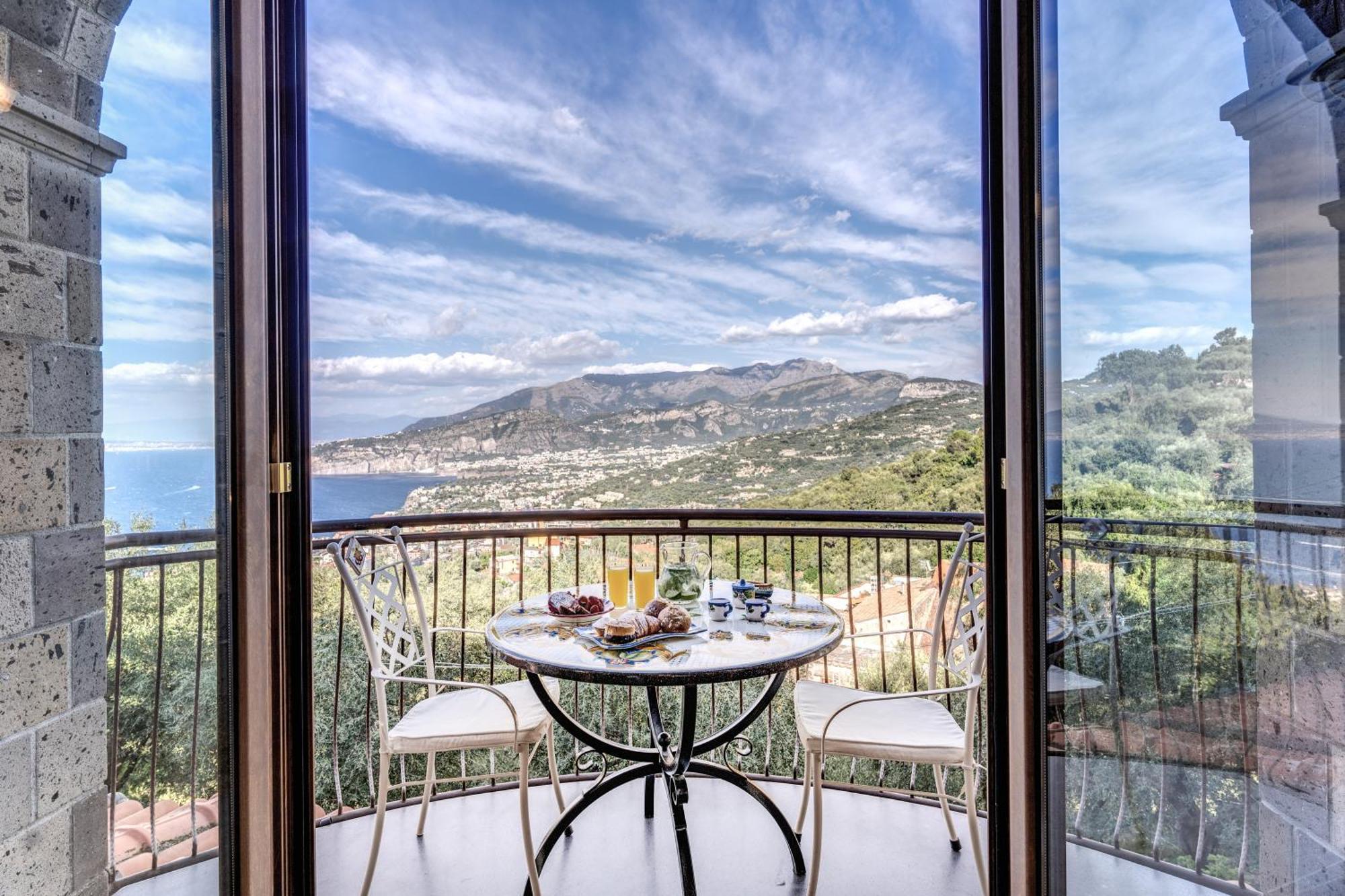 Villa Caruso ซอร์เรนโต ภายนอก รูปภาพ